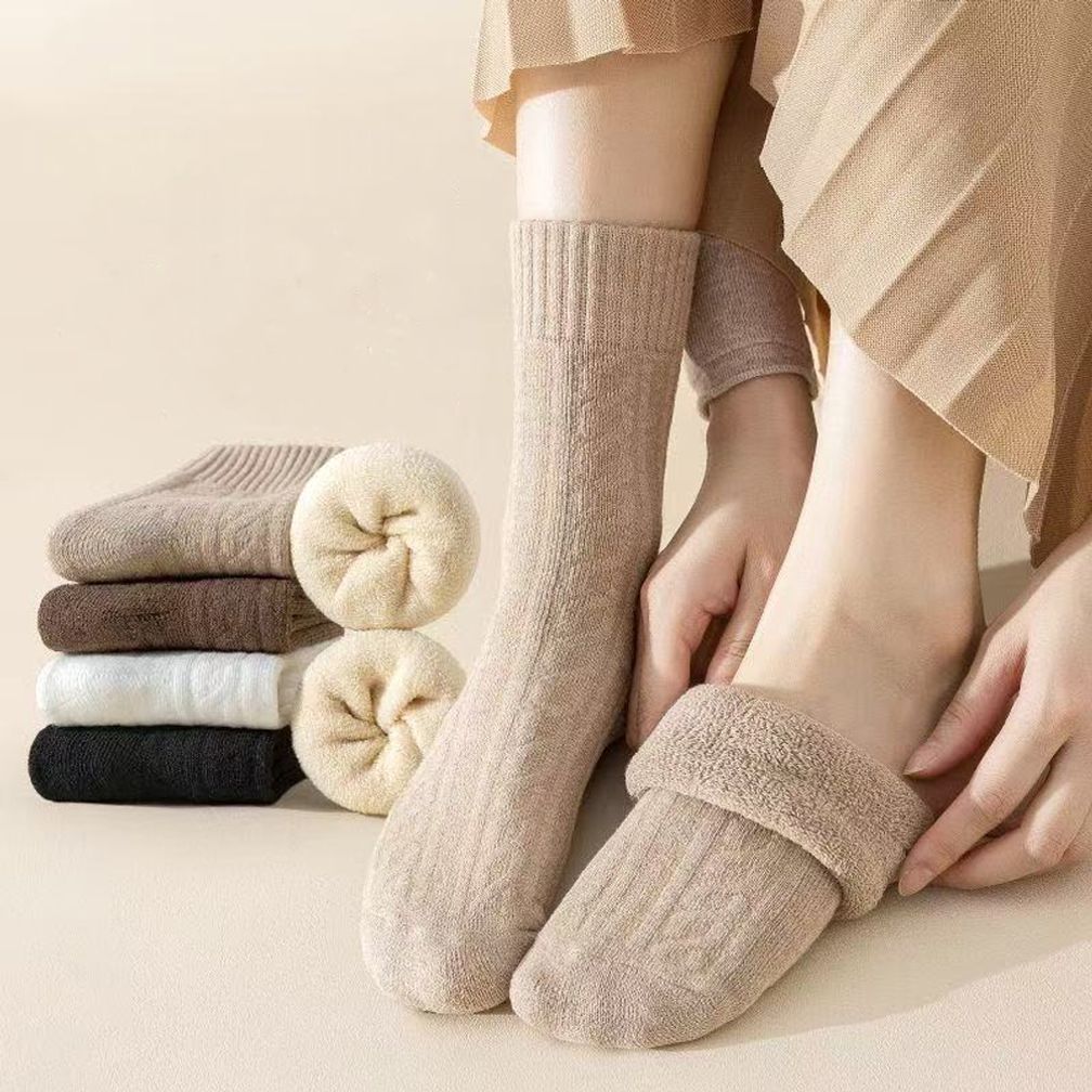 따뜻한 겨울양말 도톰한 기모양말 수면양말 여성 양말
