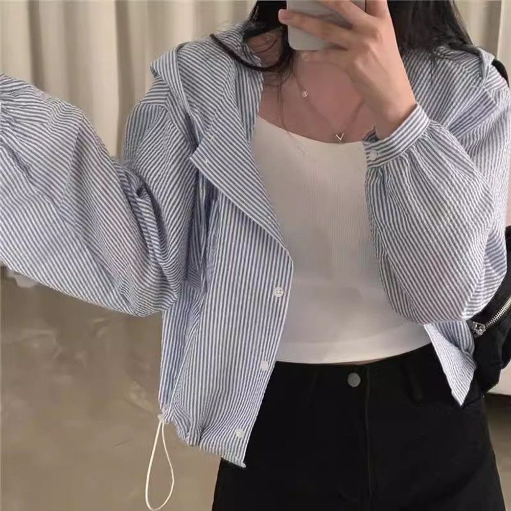꾸안꾸 스트라이프 크롭 후드 블라우스