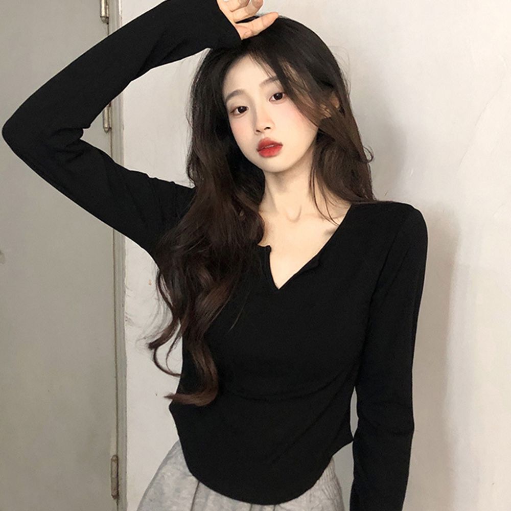 세련 긴팔 V넥 슬림핏 크롭 티셔츠