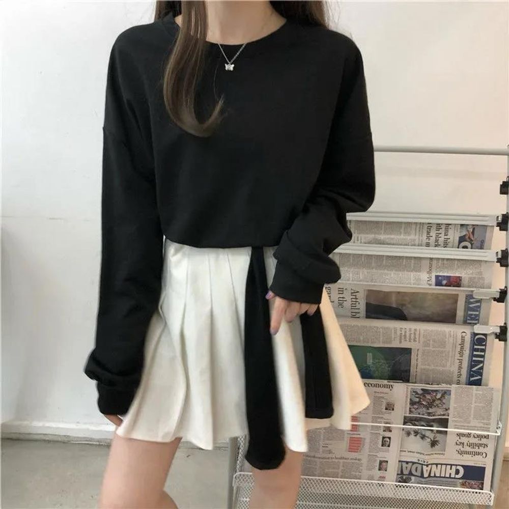 어반 루즈핏 크롭 긴팔 티셔츠