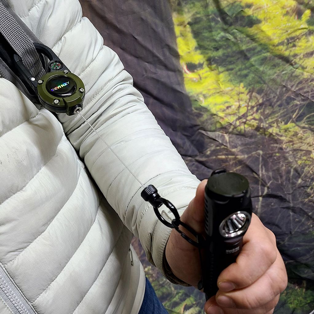 어나더픽 나침반 카라비너 와이어 리드 릴클립