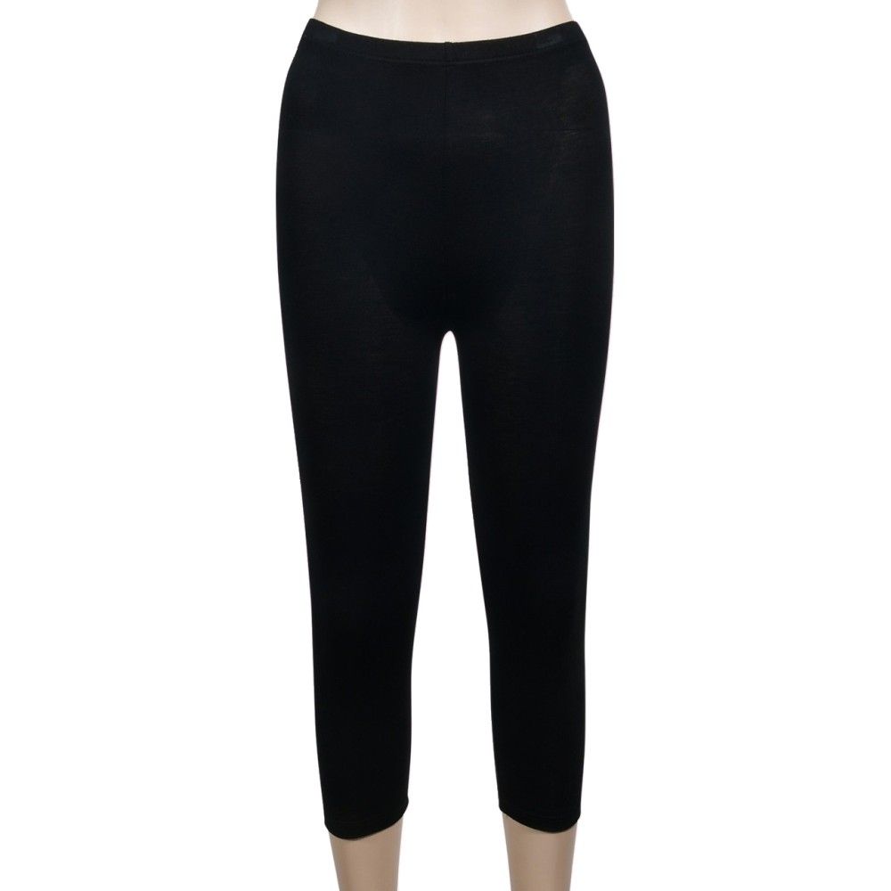 깔끔하고 슬림한 핏감 여성 7부블랙 레깅스