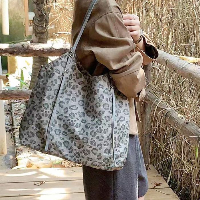 엠티 25012 호피무늬 여성 숄더백