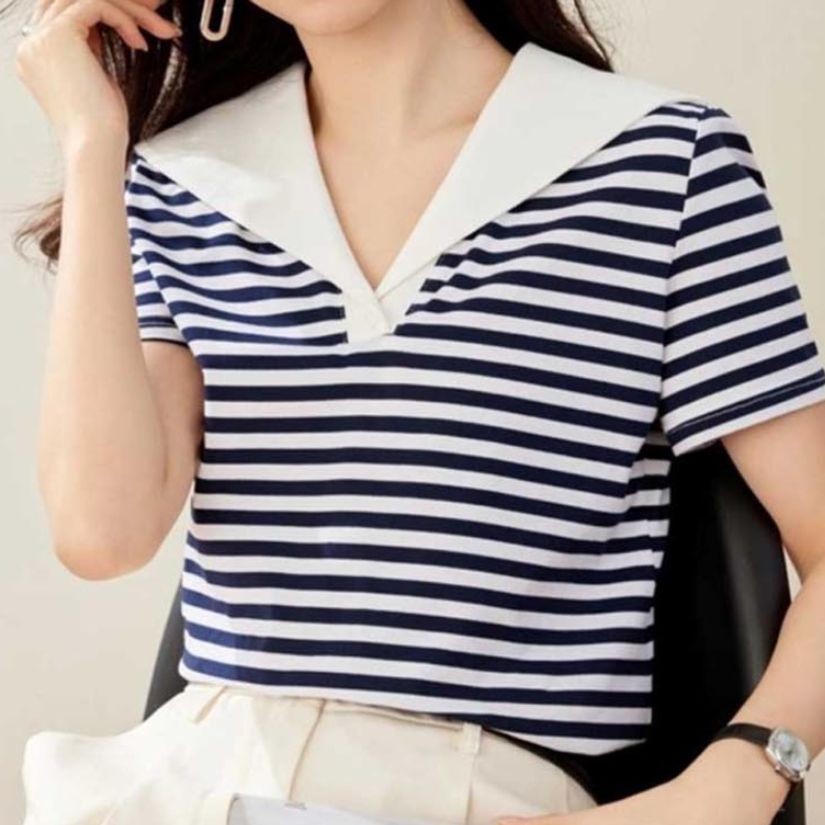 빅카라 가로줄 얼굴선을 부드럽게 정리해주는 반팔티