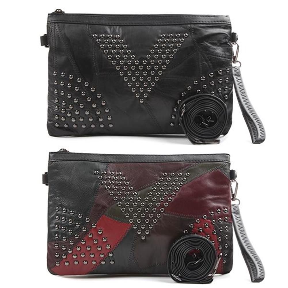 소지품 수납에 좋은 가죽크로스백