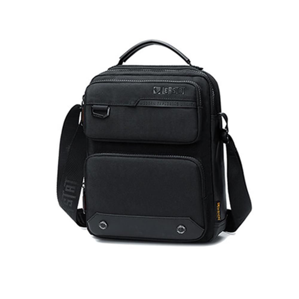 가볍고 실용적인 남성작은크로스백