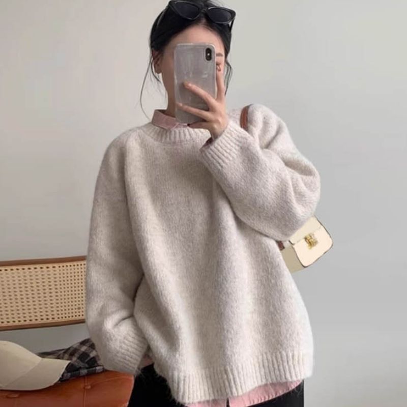 루즈핏 스웨터 체형을 자연스럽게 커버해 주는 니트