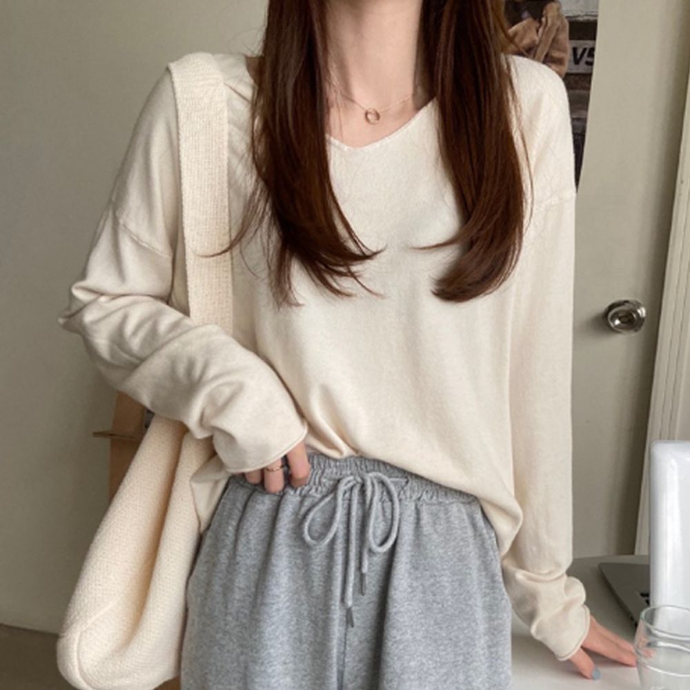 여성 4컬러 소프트 베이직 브이넥 긴팔 니트