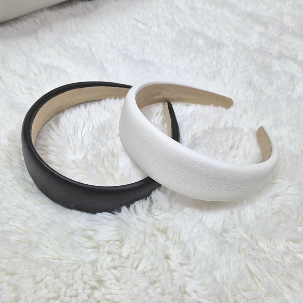 베이직 pu가죽 민자 헤어밴드 깔끔한 화이트 블랙 심플 머리띠