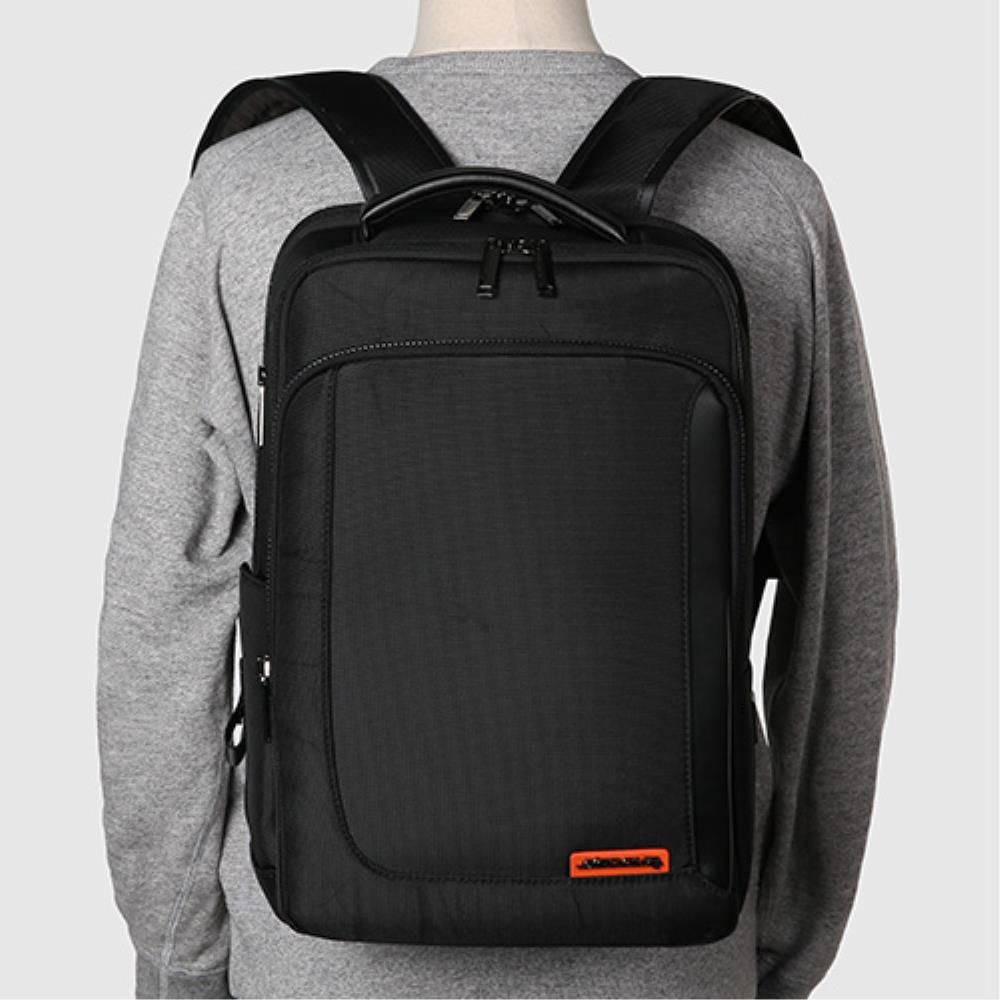 노트북 독립공간 180도오픈 직장인 비지니스백팩