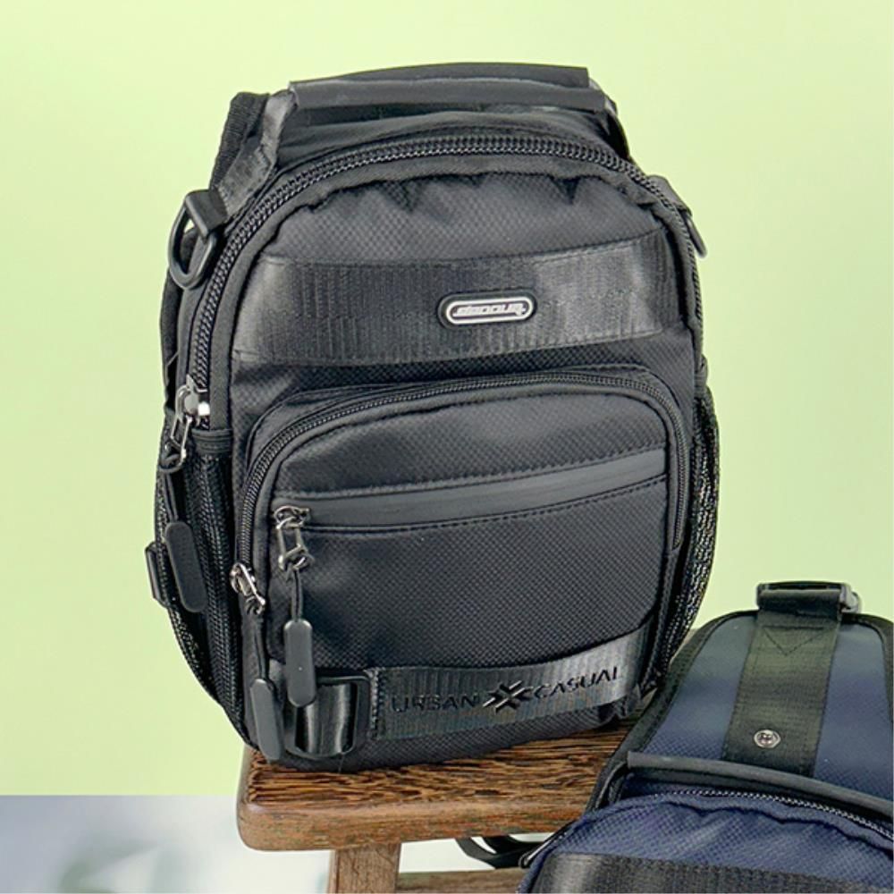 작지만 알찬 남성 크로스 겸용 슬링백