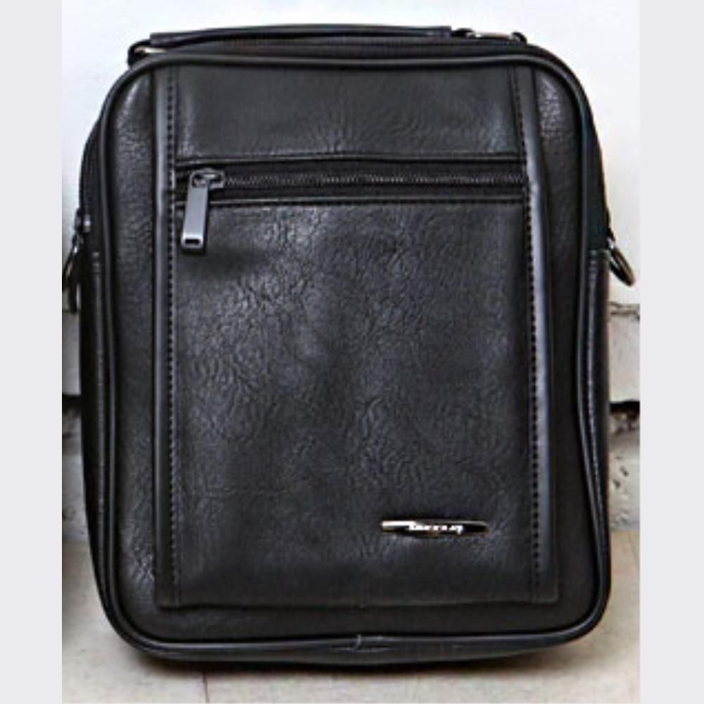 여행 외출시 맨즈백 손가방 가죽크로스백