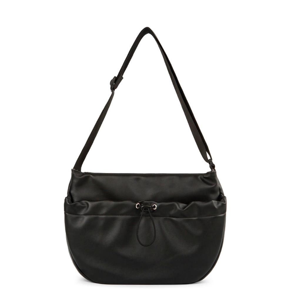 편하고 실용적인 여자 크로스백