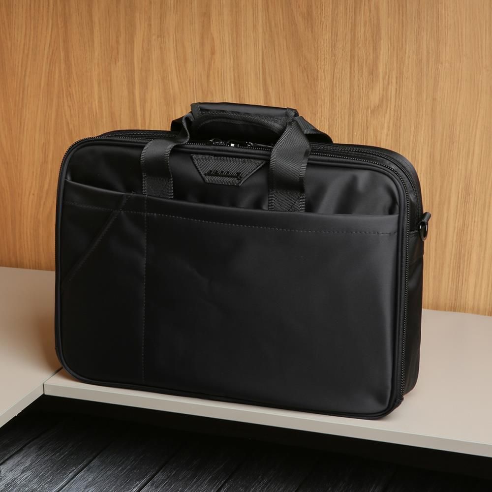모던 실용 변형없는 노트북 남자서류가방