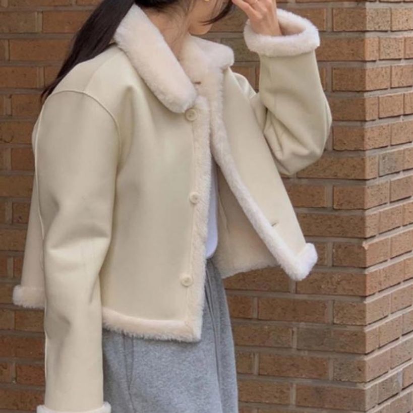 점퍼 리버시블 한 벌로 두가지 분위기를 즐길 수 있는 아우터