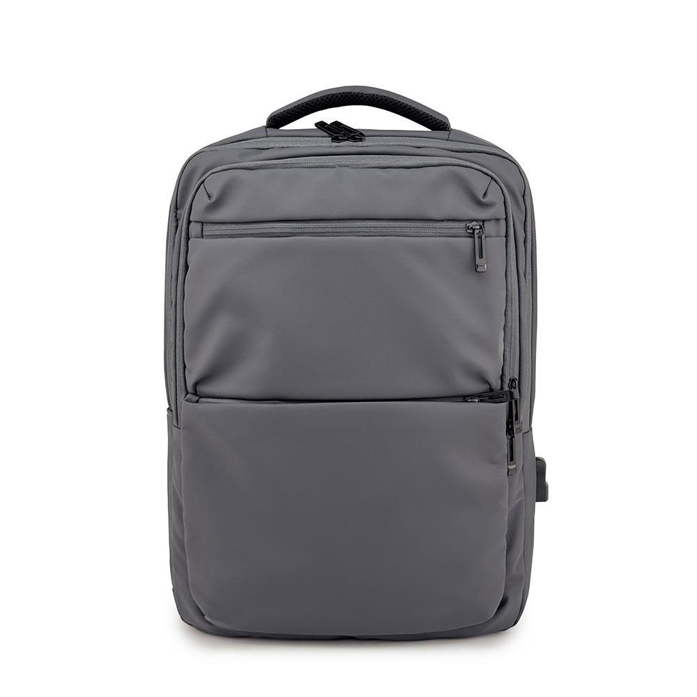 남자 직장인 비지니스 노트북 백팩