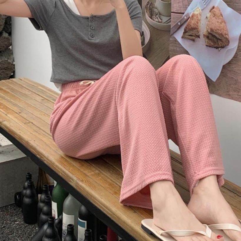 여성팬츠 허리밴딩 여유 있는 와이드핏의 체형커버 바지