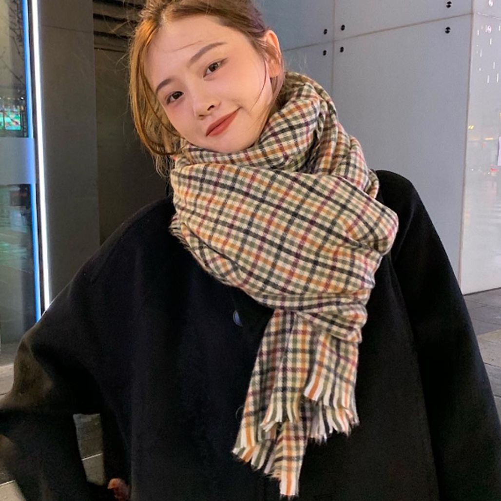 클래식무늬 빈티지컬러 코트 패딩코디 체크 머플러
