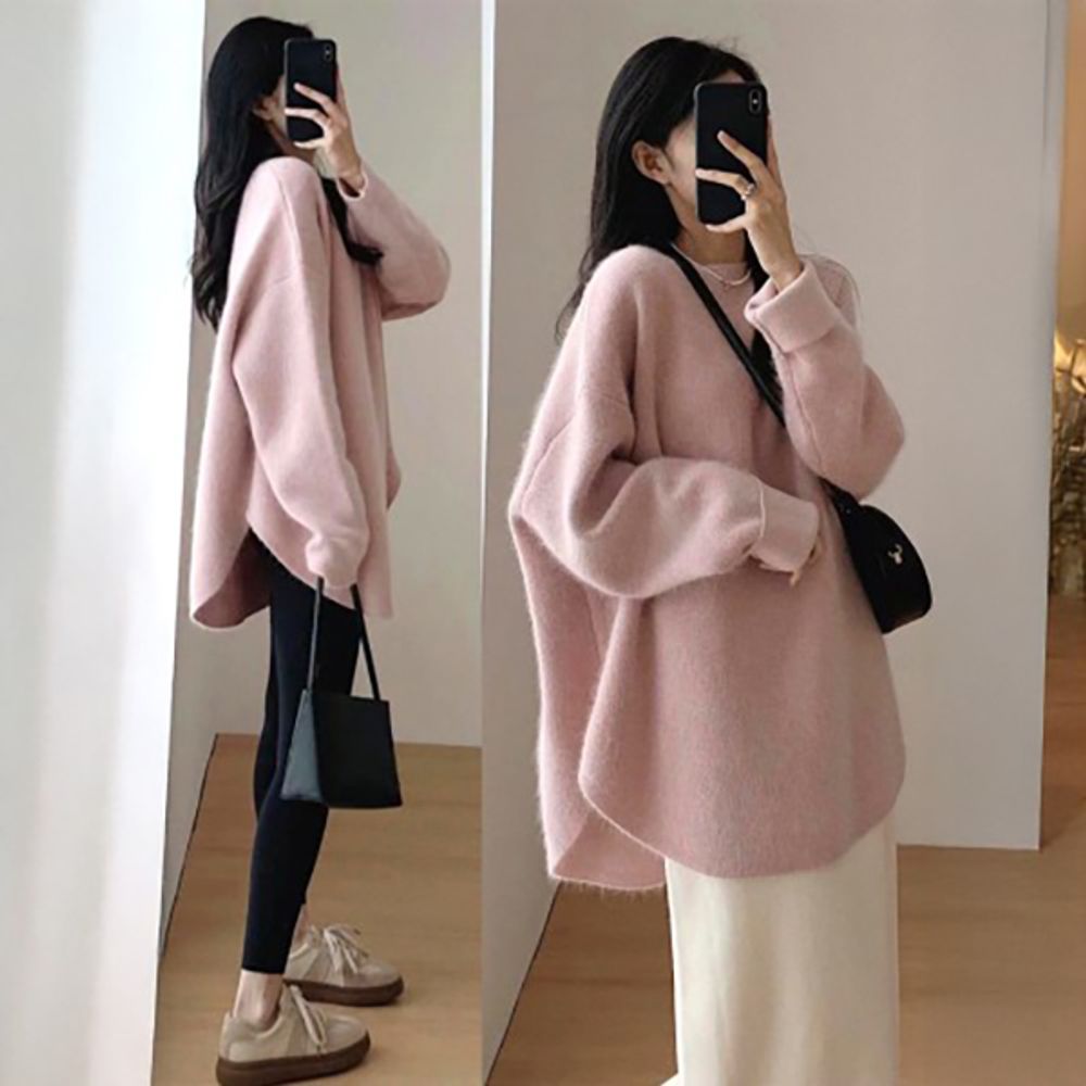 여성 라운드넥 모던 반시니 롱 니트