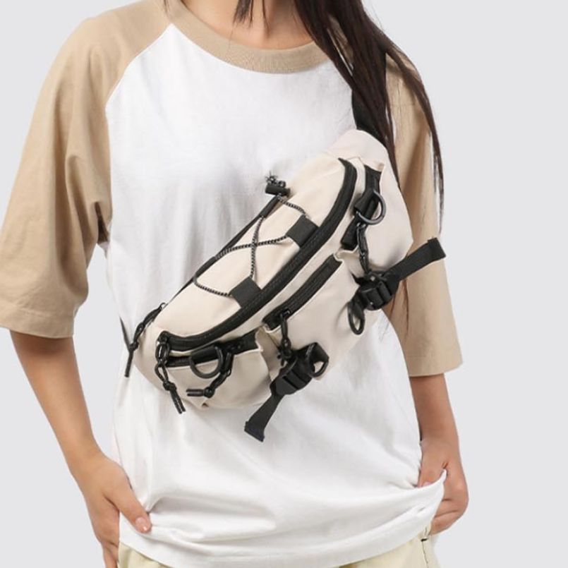체스트백 크로스 다양한 연출이 가능한 남여공용 슬링백