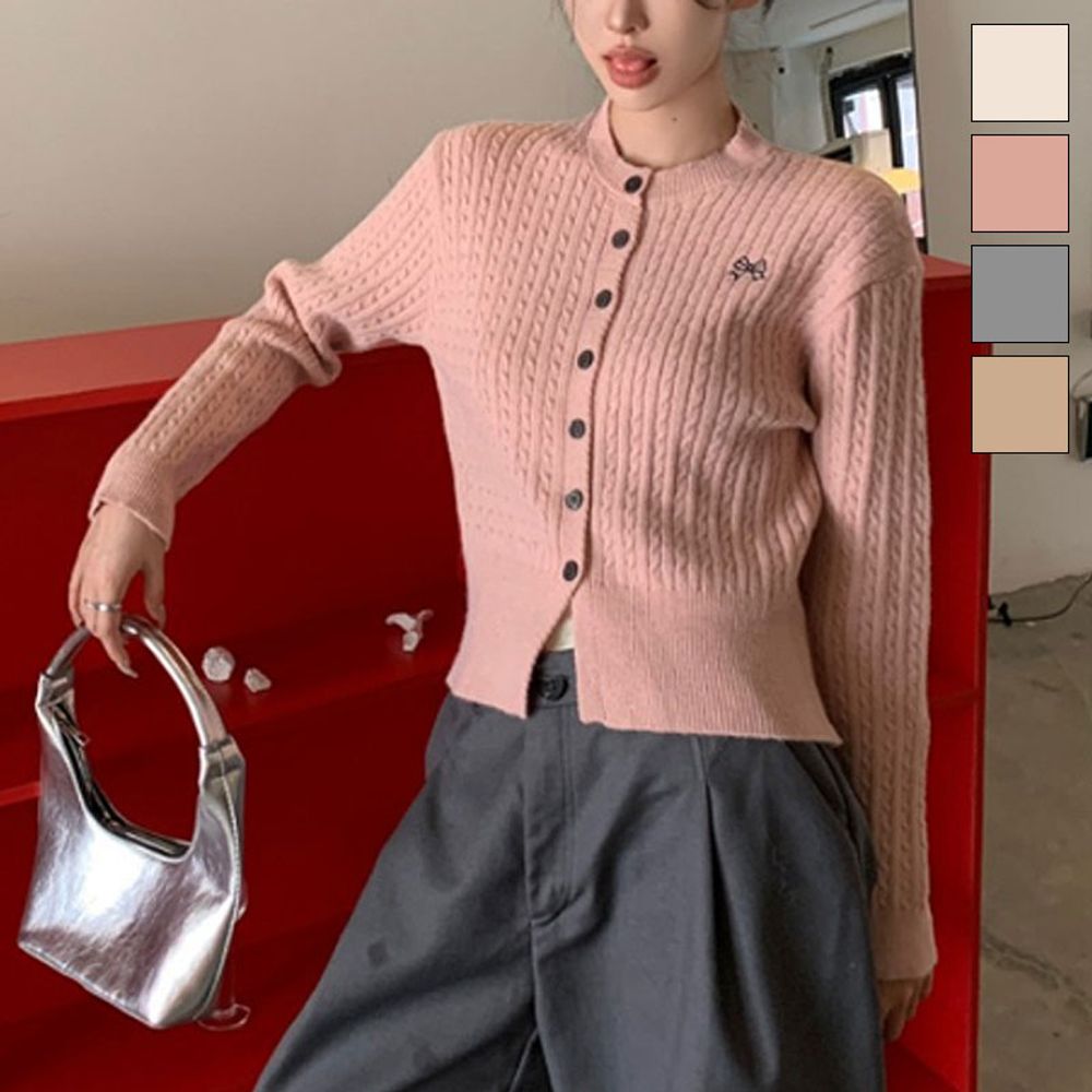 클래식 케이블 크롭 버튼 니트 가디건