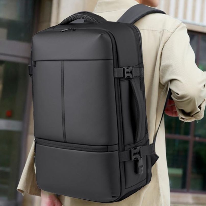 대용량 출장가방 다양한 수납 포켓으로 효율적으로 사용 가능한 백팩