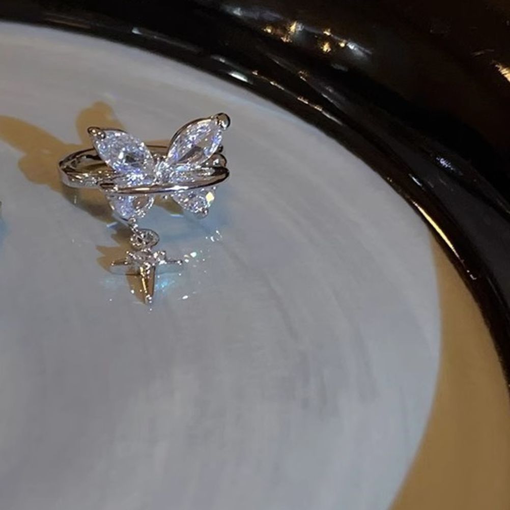 귀찌 이어커프 나비 귀걸이 패션 귀골 포인트 연출