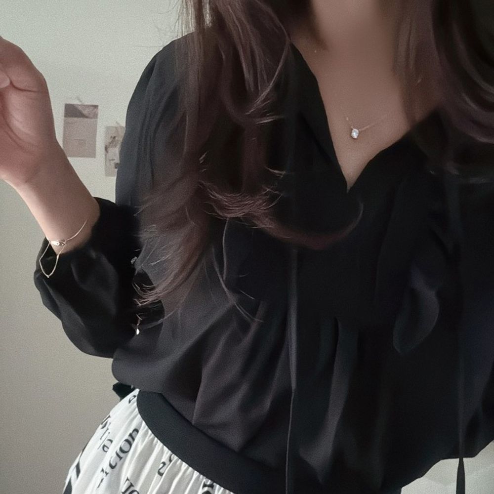 핀턱 셔링넥 러블리 긴팔 블라우스