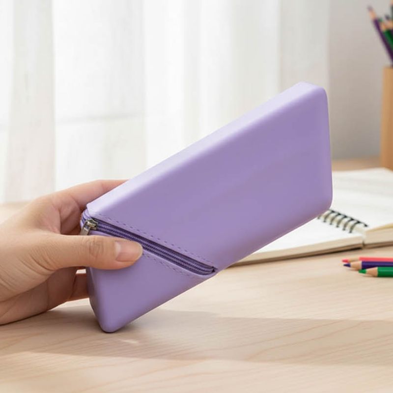 사선지퍼 펜슬케이스 다양한 학용품을 넉넉하게 수납할 수 있는 필통