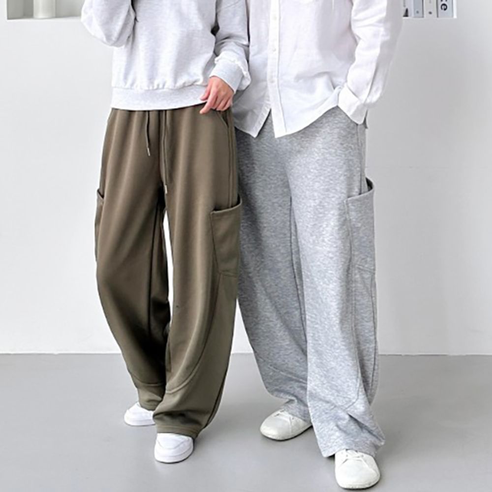 남녀공용 포인트 데일리 포켓 와이드팬츠