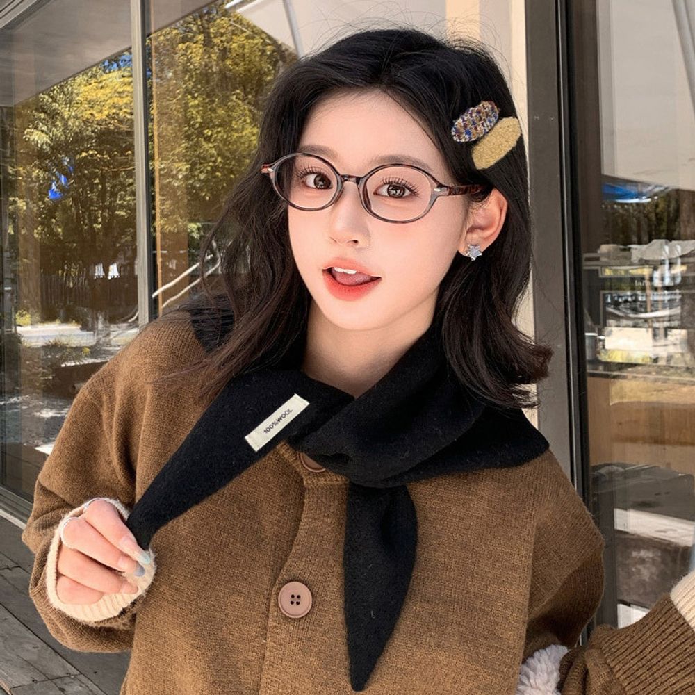 윈터 소프트 데일리 포인트 니트 숏머플러